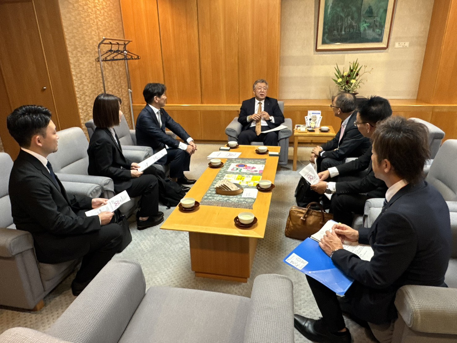 古川副知事との歓談。